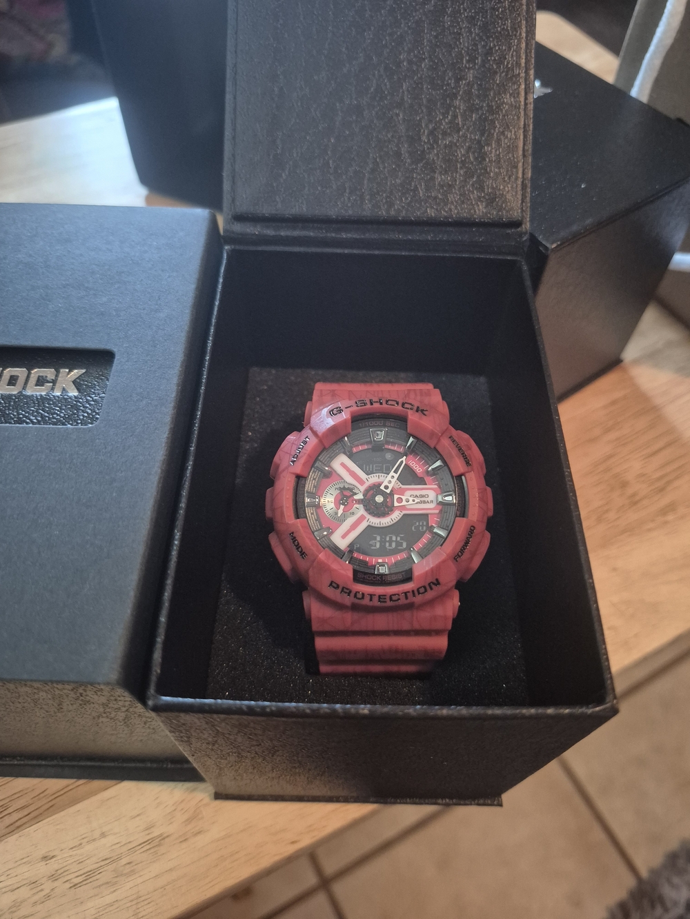G-Shock Men's Red and Black Sport Watch